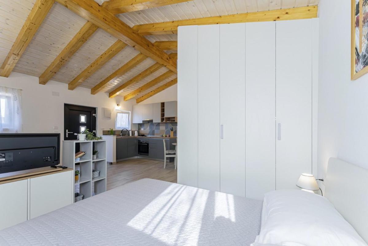 Modean In Pula - Haus Fuer 2-3 Personen Villa Luaran gambar